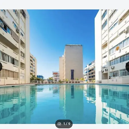 Centro Con Piscina * マルベーリャ