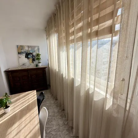 Centro Con Piscina *