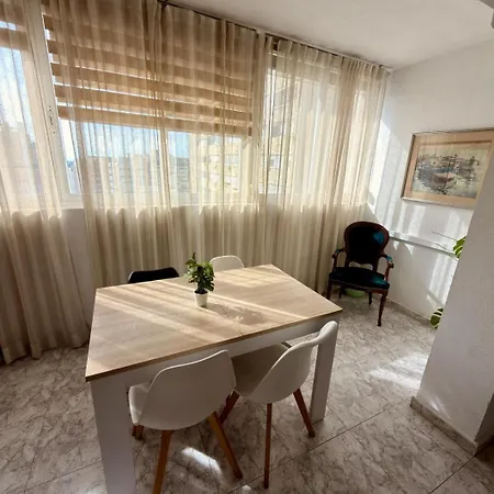 Centro Con Piscina * マルベーリャ